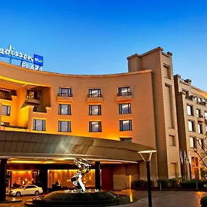Radisson Blu Plaza Delhi Airport Hotell